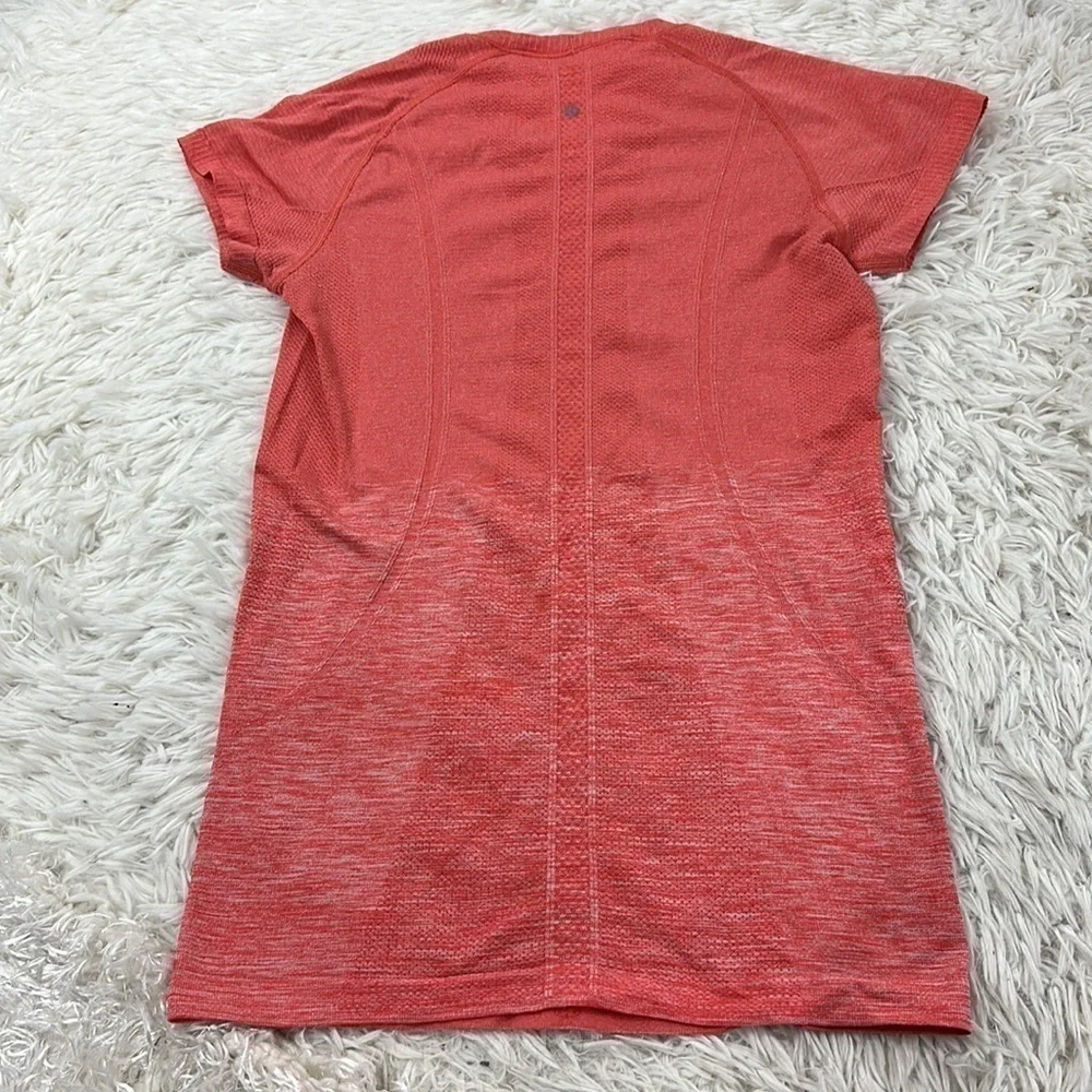Lululemon Swiftly Tech Short Sleeve Crew Heathered Alarming